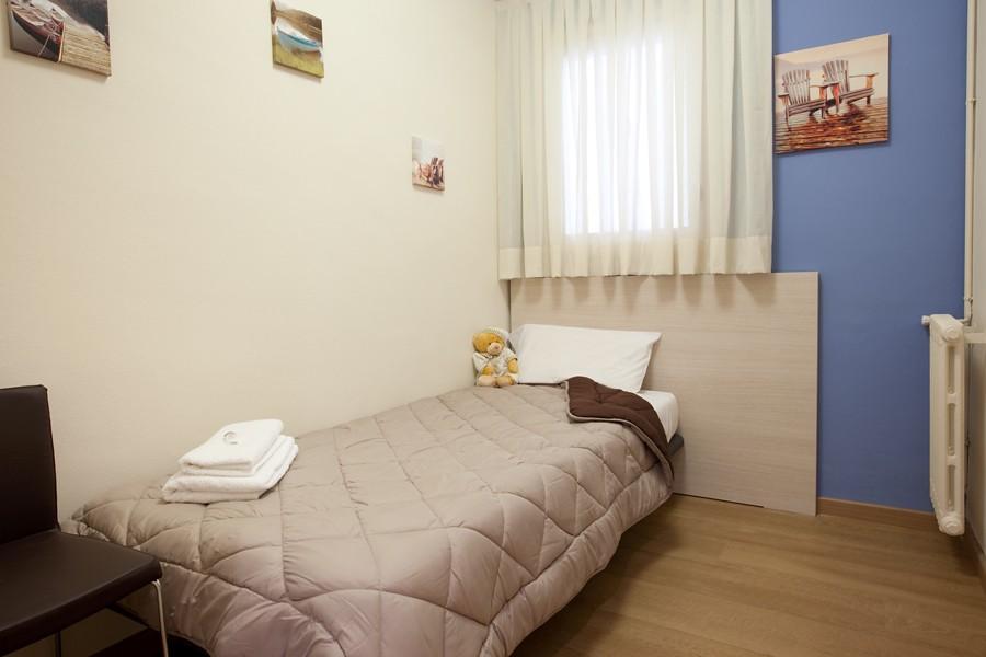 The Loft Hostel Барселона Экстерьер фото